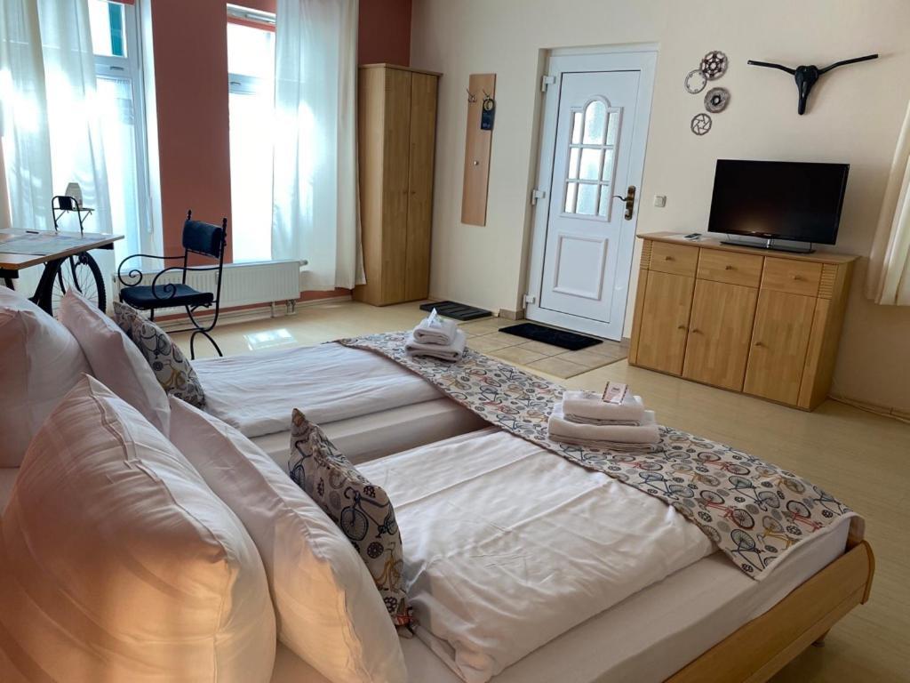 Hotel-Pension Mandy - Adults Only Senftenberg Eksteriør billede